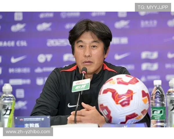 成都蓉城主教练徐正源离任，获授“功勋主教练”